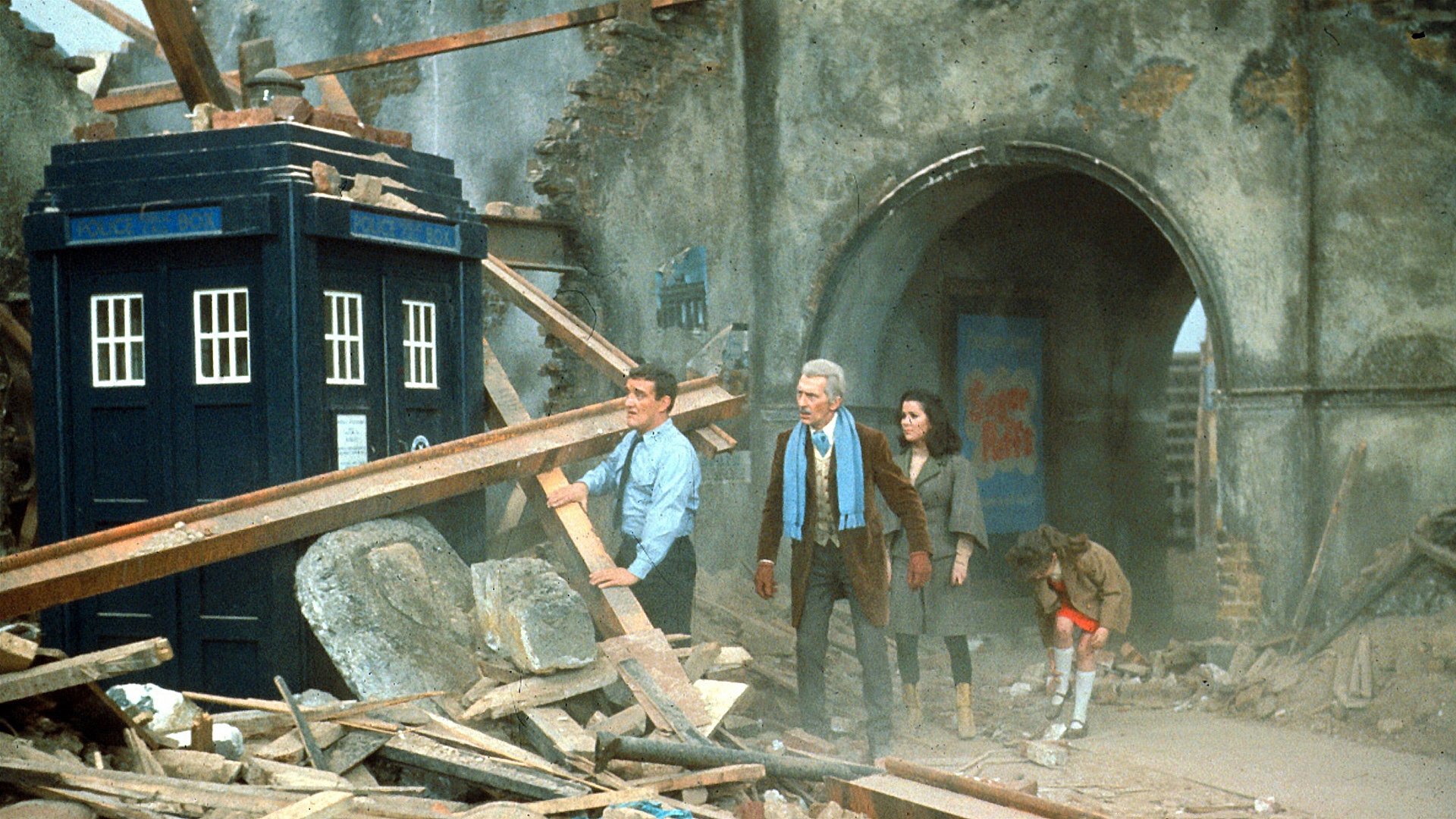Doctor Who: Los Daleks invaden la Tierra